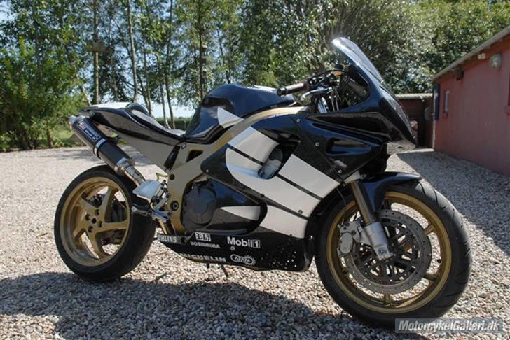 Honda CBR900RR billede 7
