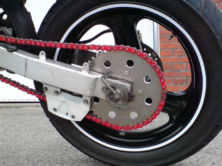 Honda XR 600 R SM - SOLGT - - Ny gearing, og lækker rød kæde.  billede 14