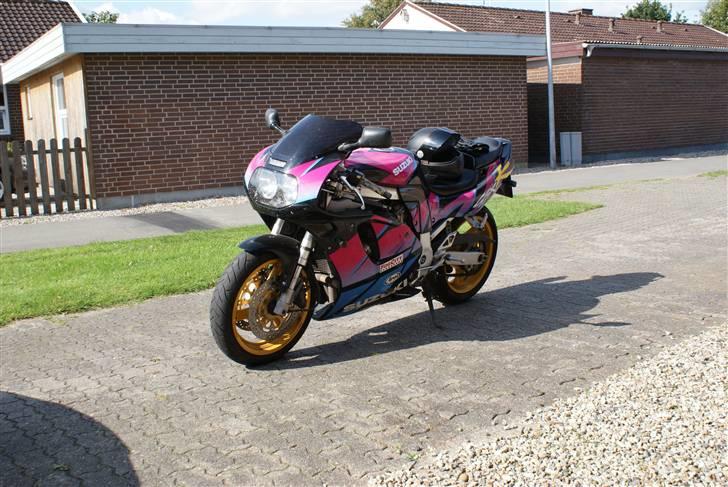 Suzuki GSX-R 750 W  billede 2