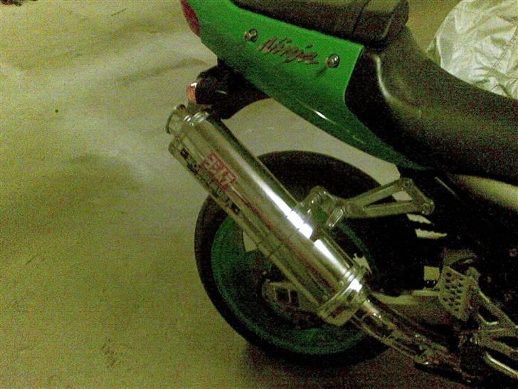 Kawasaki ZX12R billede 4