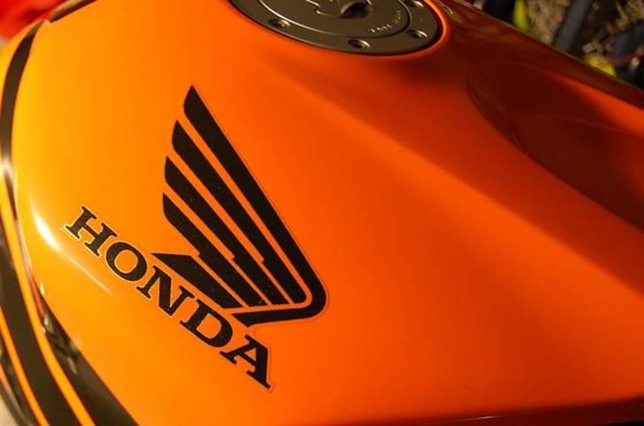 Honda CBR 1000 RR *SOLGT 2014* - HONDA, NOT JUST MACHINERY, A WAY OF LIFE..................... billede 1