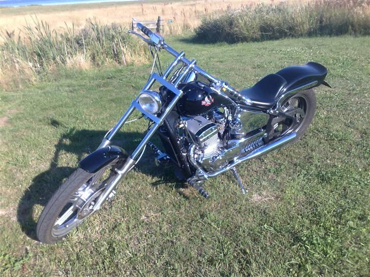 Regal Raptor DD300 Spyder - Solens varme stråler ved vandet billede 8