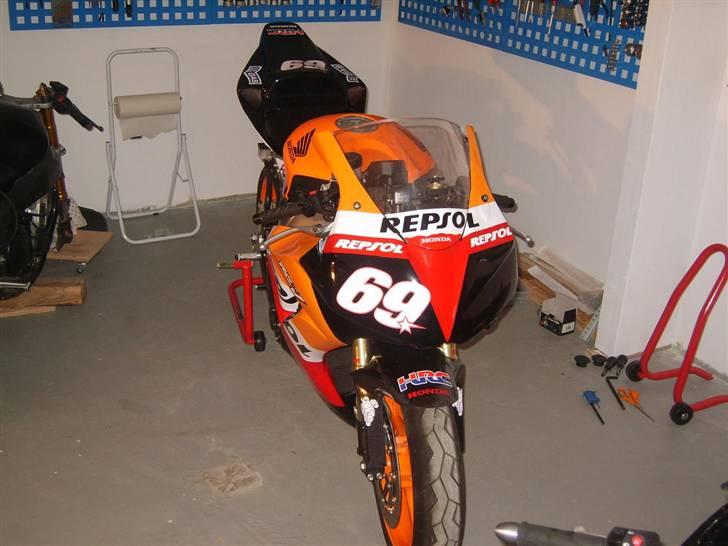 Honda CBR 1000 RR *SOLGT 2014* - Rigged som Baneged. billede 9