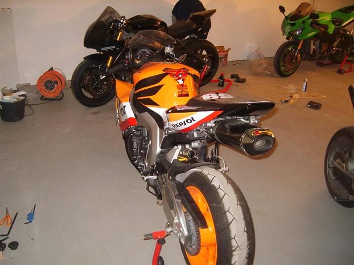 Honda CBR 1000 RR *SOLGT 2014* - Rigged som Baneged. billede 11