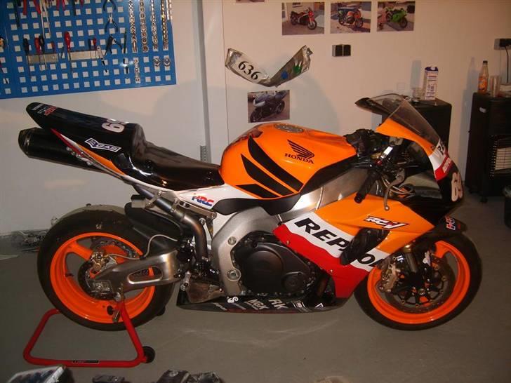 Honda CBR 1000 RR *SOLGT 2014* - Rigged som Baneged. billede 12