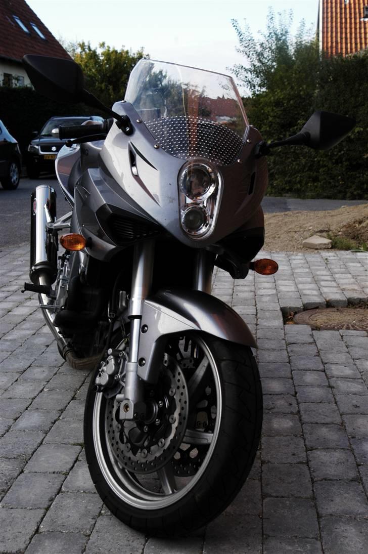 Hyosung GT 650 S  SOLGT billede 2