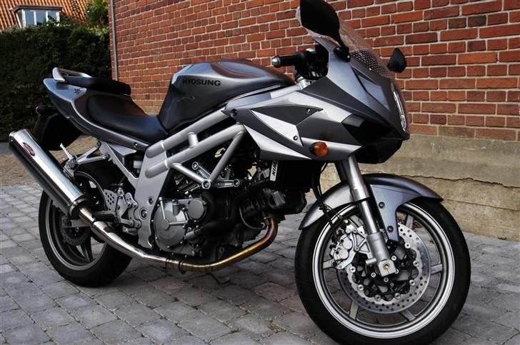 Hyosung GT 650 S  SOLGT billede 3