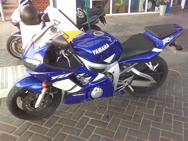 Yamaha YZF R6 billede 1