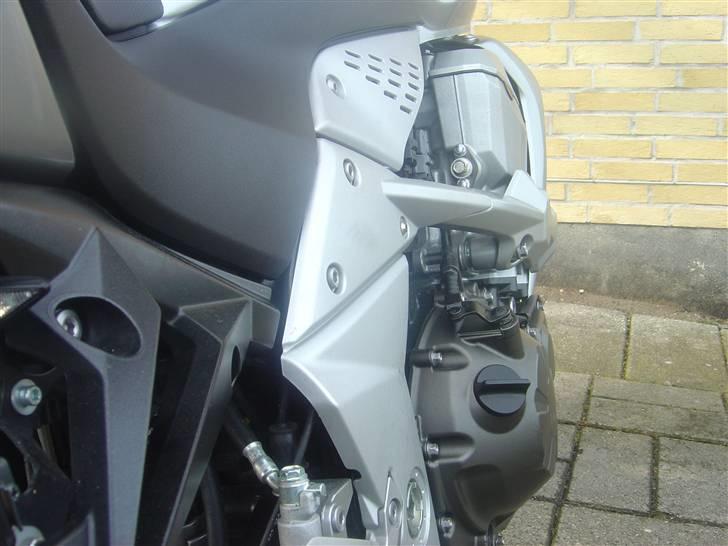 Kawasaki Z750 ABS ( Z-Bull ) ¤¤SOLGT...eller nærmere forære billede 8