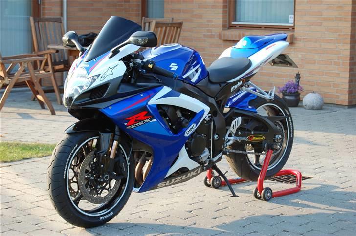 Suzuki GSX-R 750 K7 (SOLGT) billede 8