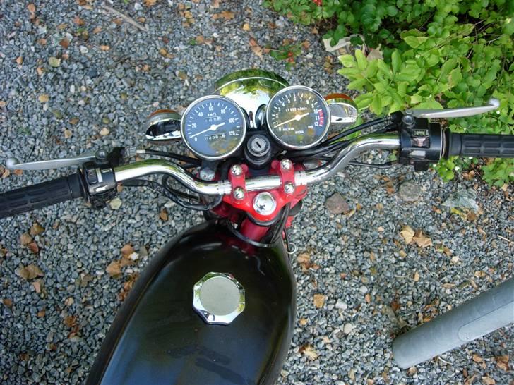 Kawasaki KH125 A *Solgt* billede 4