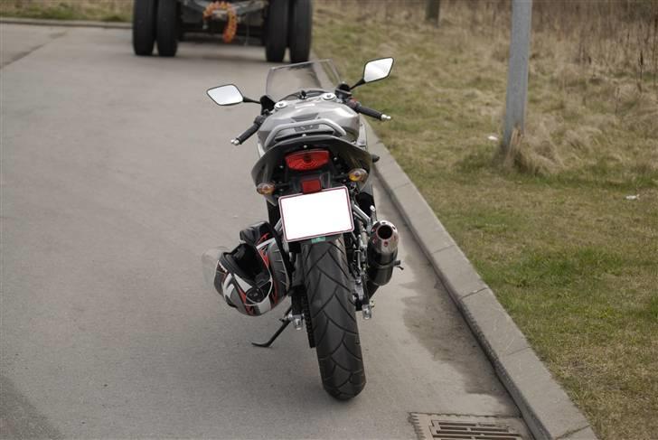 Hyosung GT 250 R (solgt) billede 6