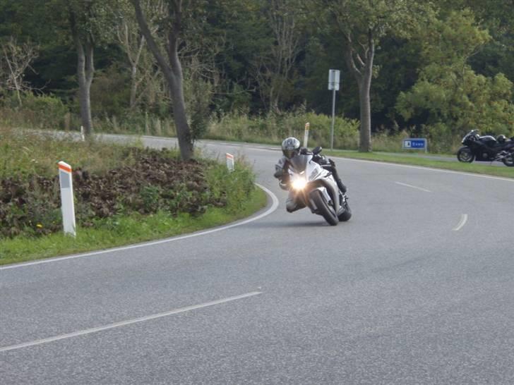 Honda CBR1000RR  - Endnu et godt sving i Danmark billede 20