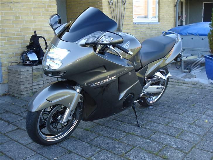 Honda cbr 1100 xx super blackbi - rene smukke linier billede 2