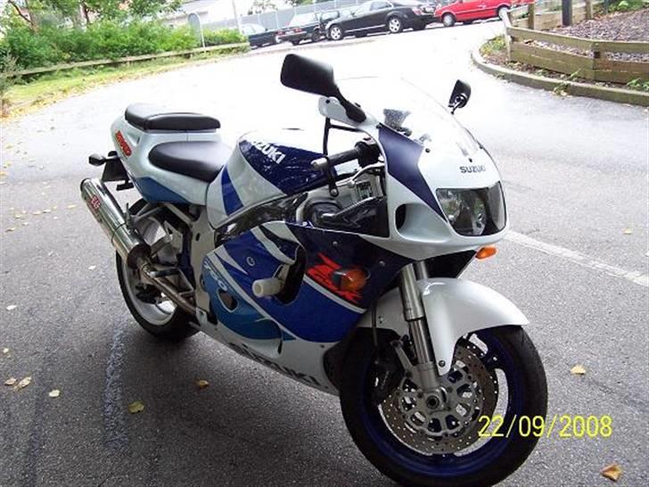 Suzuki GSXR 750 SOLGT billede 2