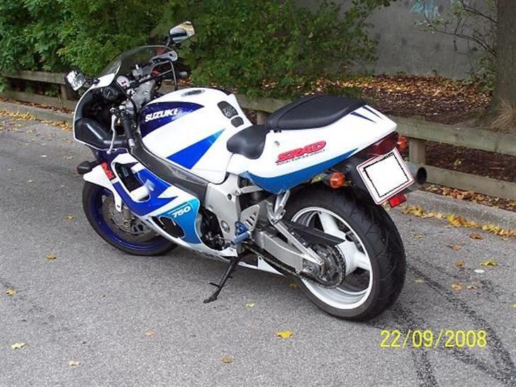Suzuki GSXR 750 SOLGT billede 3