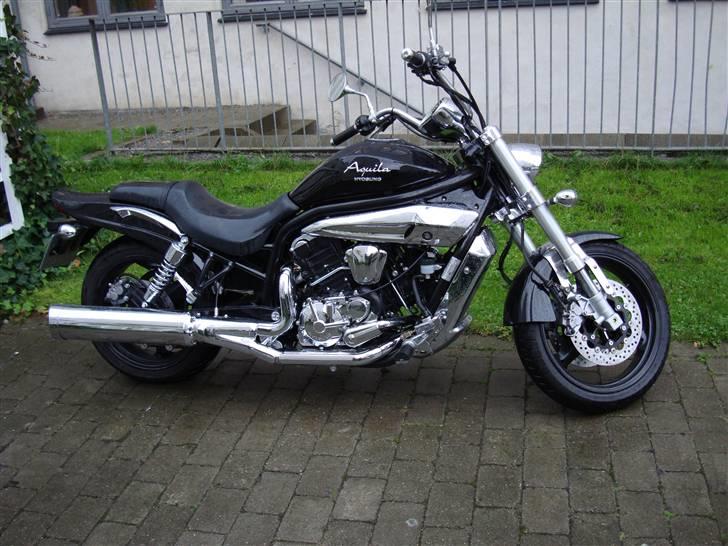 Hyosung Aquila GV 650 - En regnfuld september dag billede 1