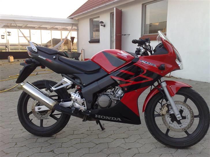 Honda CBR 125 R billede 6