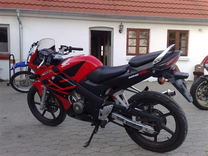 Honda CBR 125 R billede 7