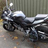 Suzuki sv650