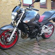 Suzuki gsr600