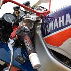 Yamaha YZF 750 R (SOLGT)