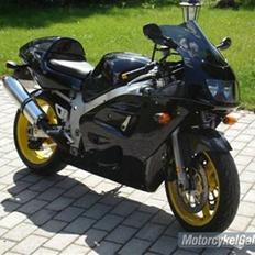 Suzuki GSX-R 600 [ Solgt ]