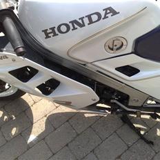 Honda Vfr 750f