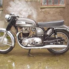 Norton atlas 750cc