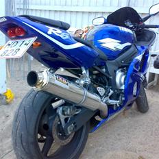 Yamaha R6