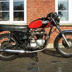 Triumph T 140 Bonneville