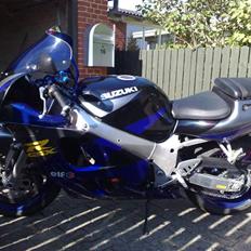 Suzuki gsxr 600  (SOLGT)