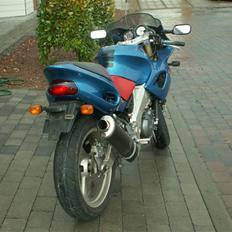 Yamaha szr 660