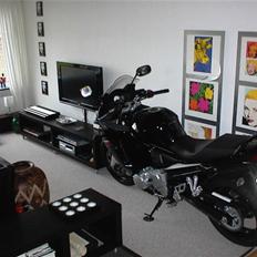 Suzuki GSX 650 F --> Solgt