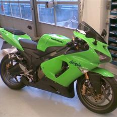Kawasaki ZX6R 636