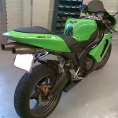 Kawasaki ZX6R 636