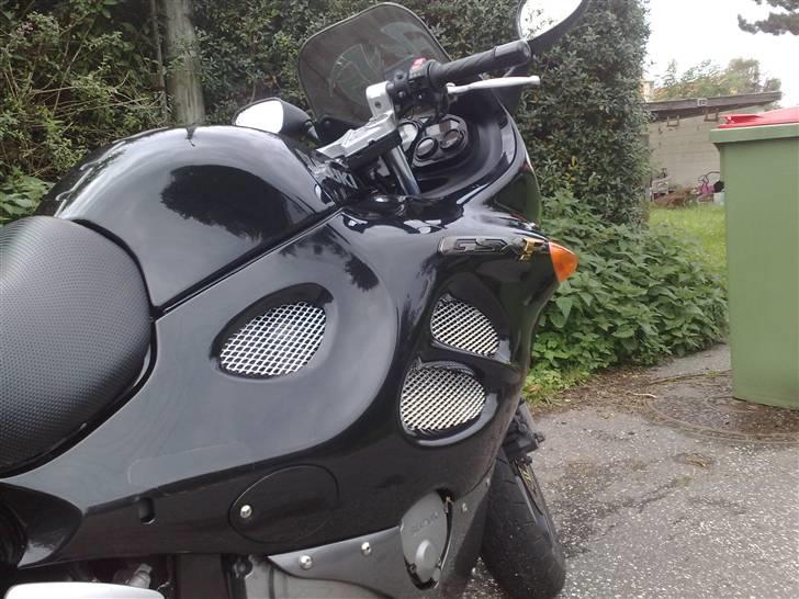 Suzuki GSX 750F billede 1