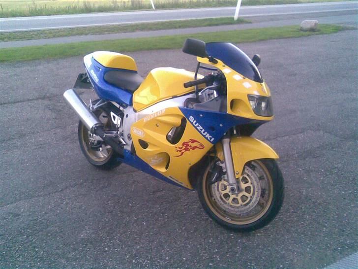 Suzuki gsxr 600 solgt billede 1