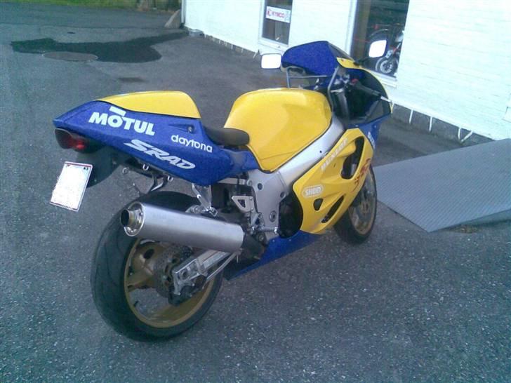 Suzuki gsxr 600 solgt billede 3
