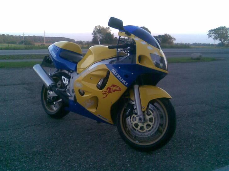 Suzuki gsxr 600 solgt billede 4
