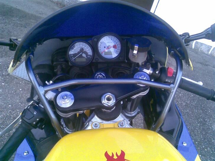 Suzuki gsxr 600 solgt billede 5