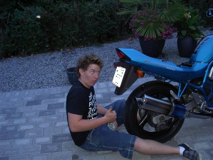 Suzuki GSF 600N Bandit - Min slave.. billede 3