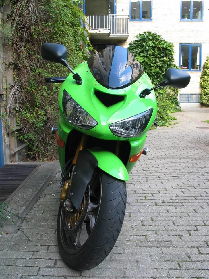 Kawasaki ZX636R - Elsker hende forfra :) billede 3