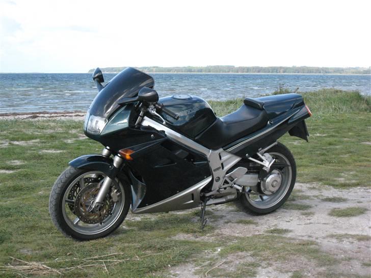 Honda VFR 750 F billede 8