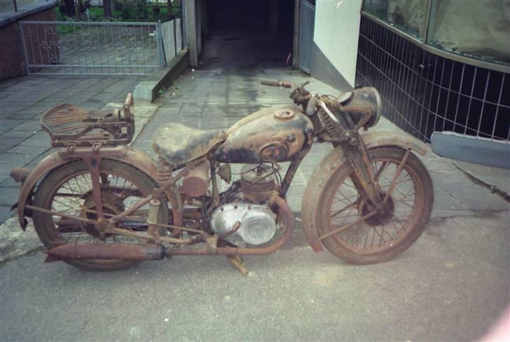 Zündapp DB 200 - Ingen papierer og en masse arbejde - men i 1989 var jeg jo ung og modig. billede 5