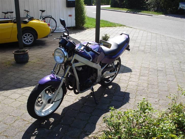 Suzuki GS 500 E *SOLGT* billede 4