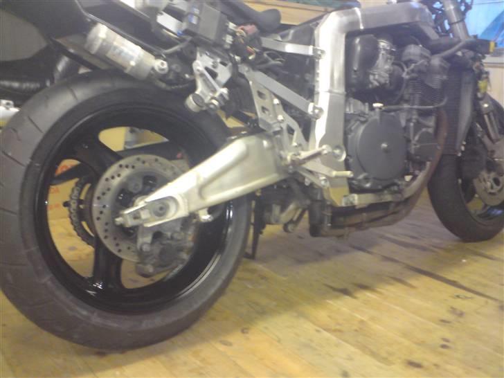 Suzuki GSXR 750WN *Solgt* billede 6