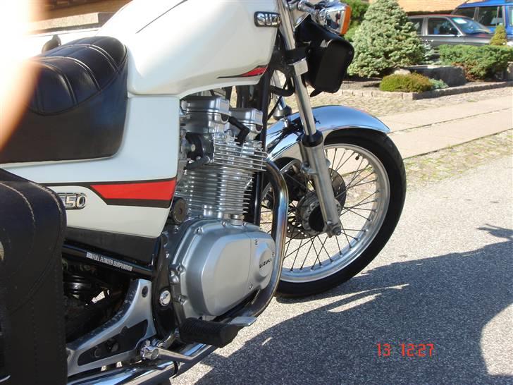 Suzuki GR 65o X billede 1