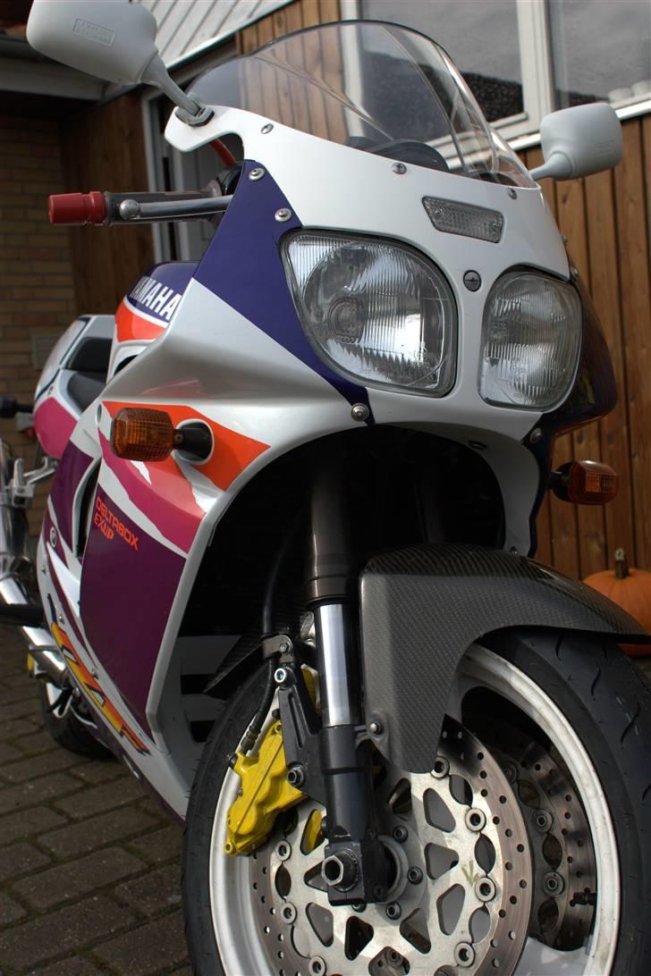 Yamaha YZF 750 R (SOLGT) billede 1