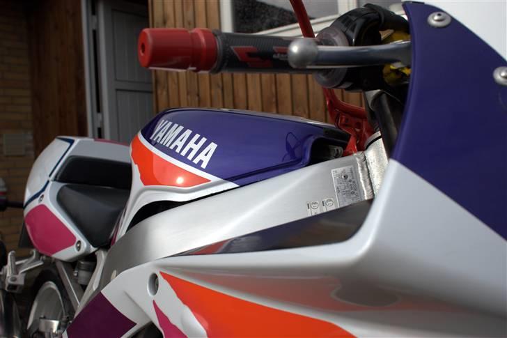 Yamaha YZF 750 R (SOLGT) billede 4